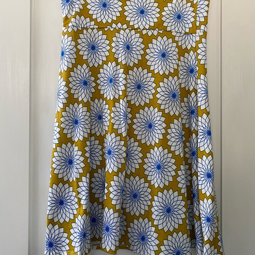 Love this fun skirt!  So amazing and soft!